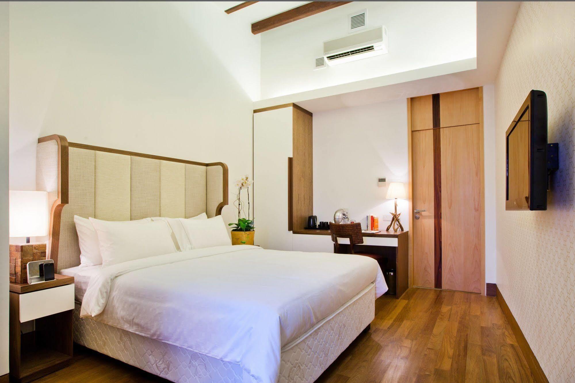 The Sultan Hotel Singapore Exterior photo